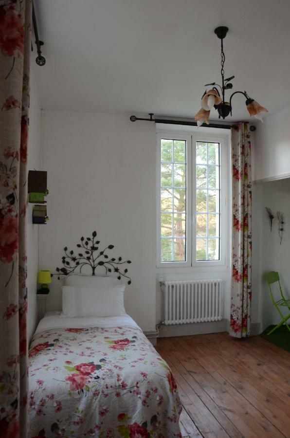 Le Manoir De Sanilhac Bed & Breakfast Notre-Dame-de-Sanilhac Bagian luar foto